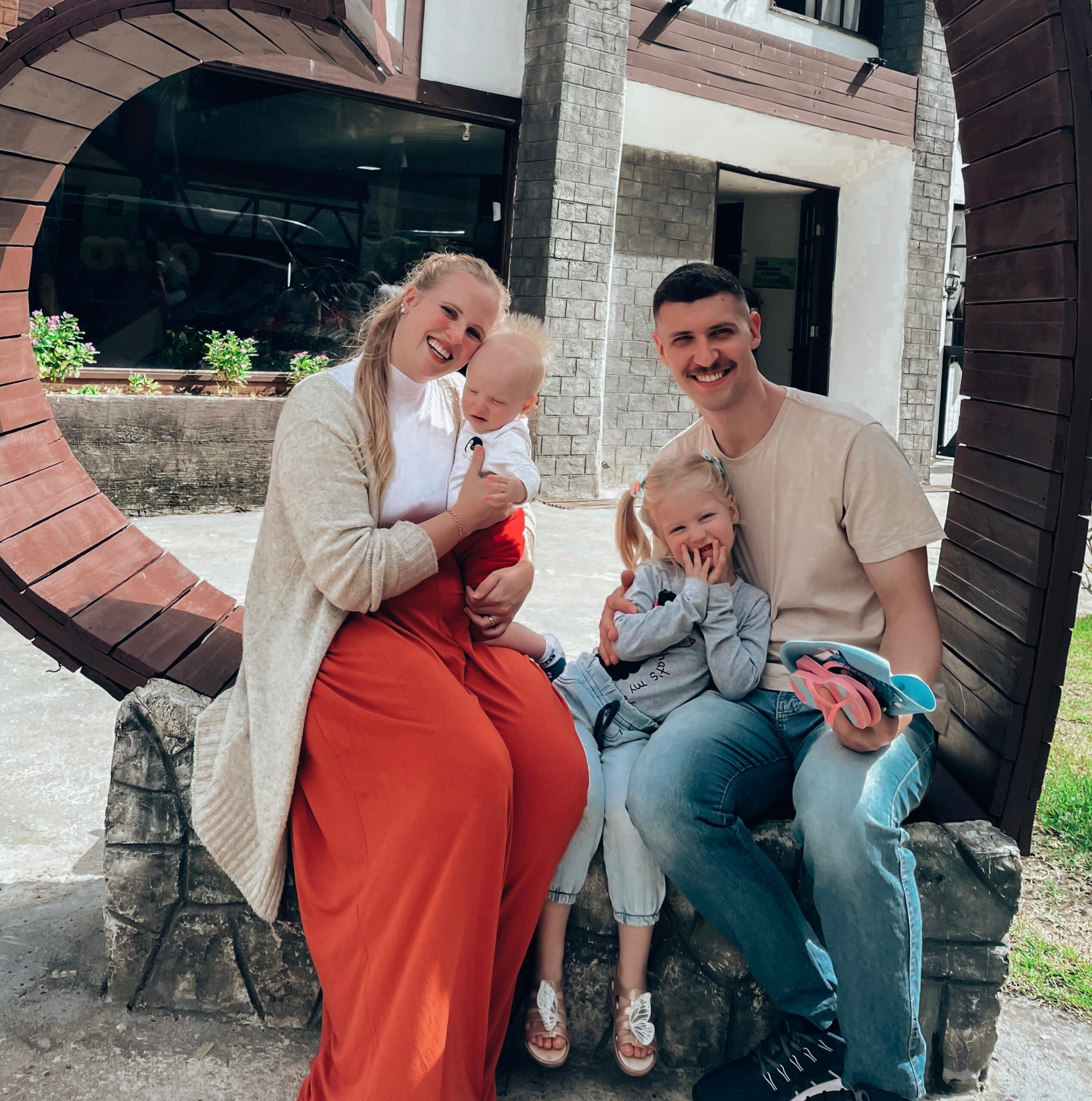 Melissa Kamila Müller Arrue, Lucas Villan Arrue, Isabela Arrue e Daniel Arrue